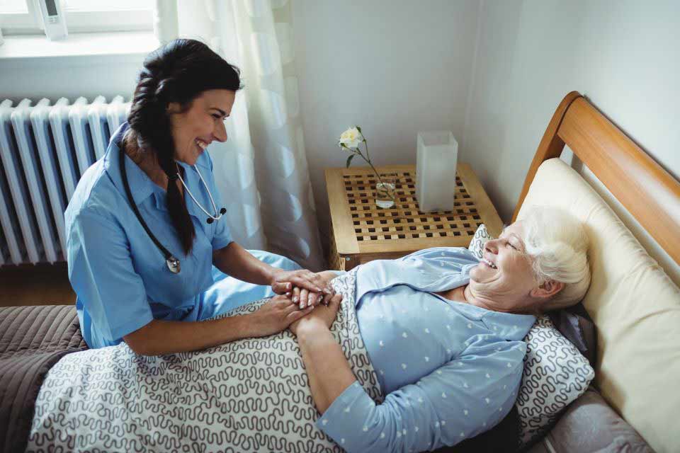 How to Consider Hiring Home Care Service Providers in Connecticut by Internet Search